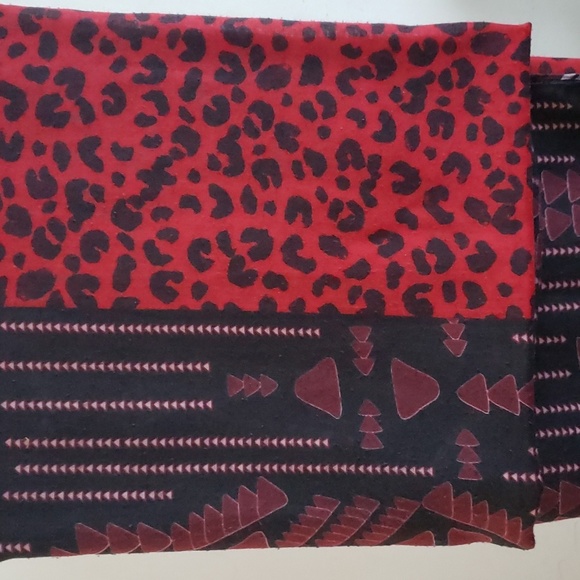 ZARA Printed Blanket Scarf 54" x 80" - Picture 6 of 9